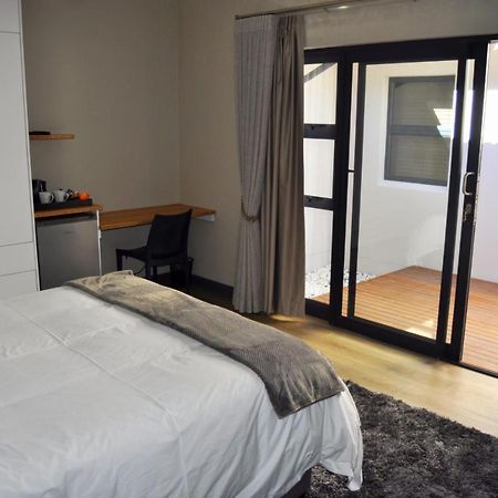 One Oak B&B อีสต์ลอนดอน ภายนอก รูปภาพ